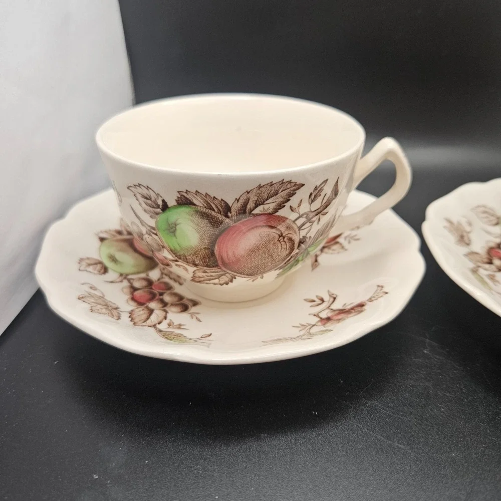 Vintage Johnson Bros Harvest Time England 2 Cup & Saucer Sets Fruit Crazing